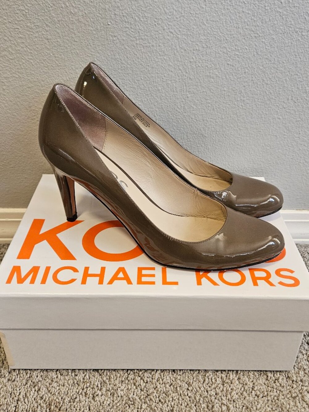 KORS Michael Kors Ghita Patent Leather Heels in Slate